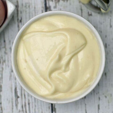 Easy 60 Second Homemade Mayonnaise Recipe