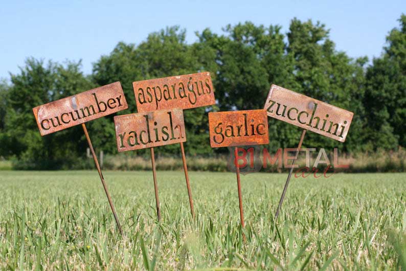 fun rustic garden signs (great gift!)