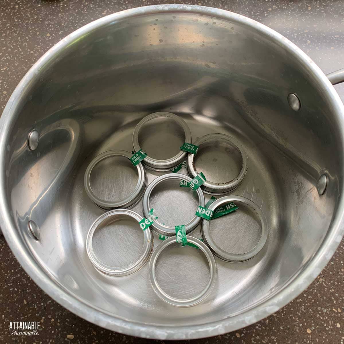 canning rings wired together to make a rack.