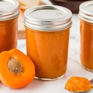 finished jar of apricot preserves.